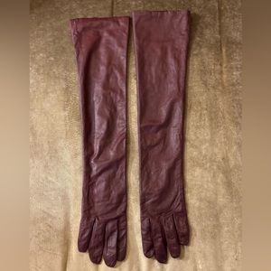 Elie Tahari Burgundy Leather Gloves- Size Large
